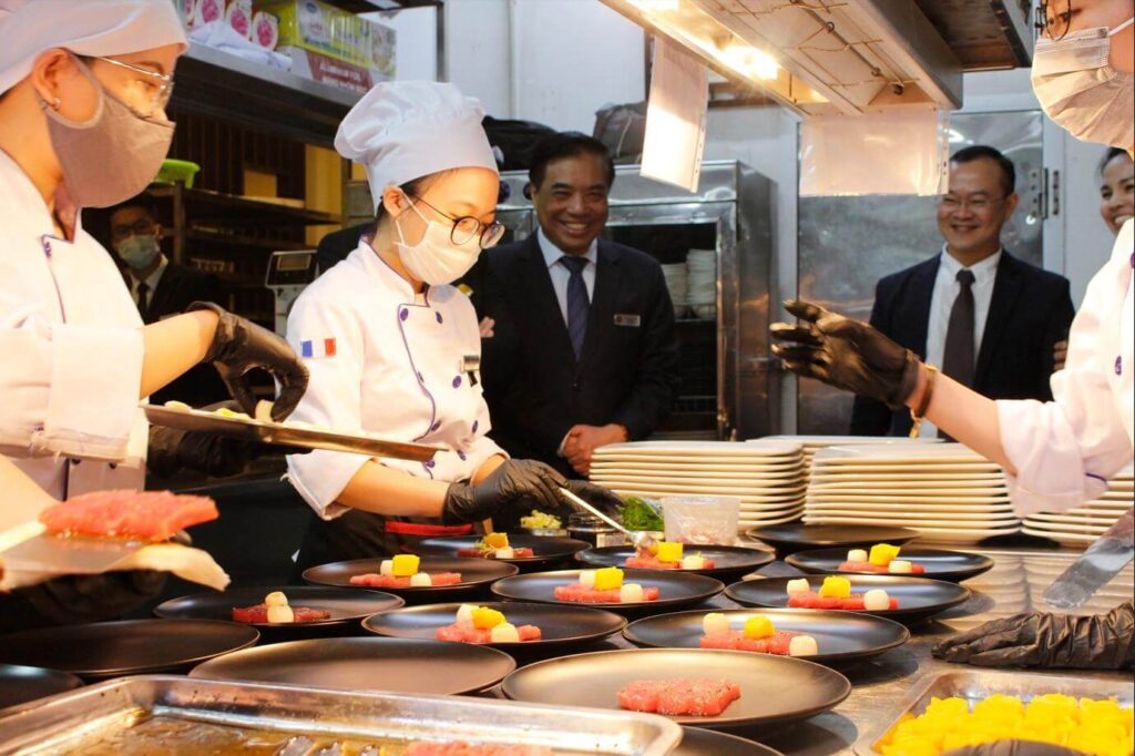 HACCP-trained Vietnamese kitchen staff for EU restaurants