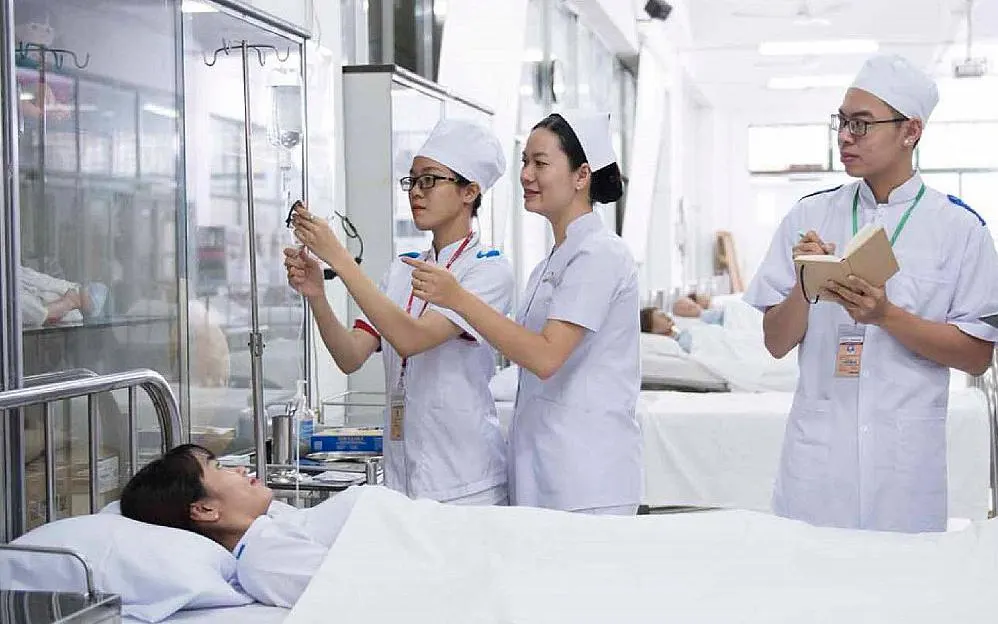Vietnam recruitment agency for healthcare - caregiver training